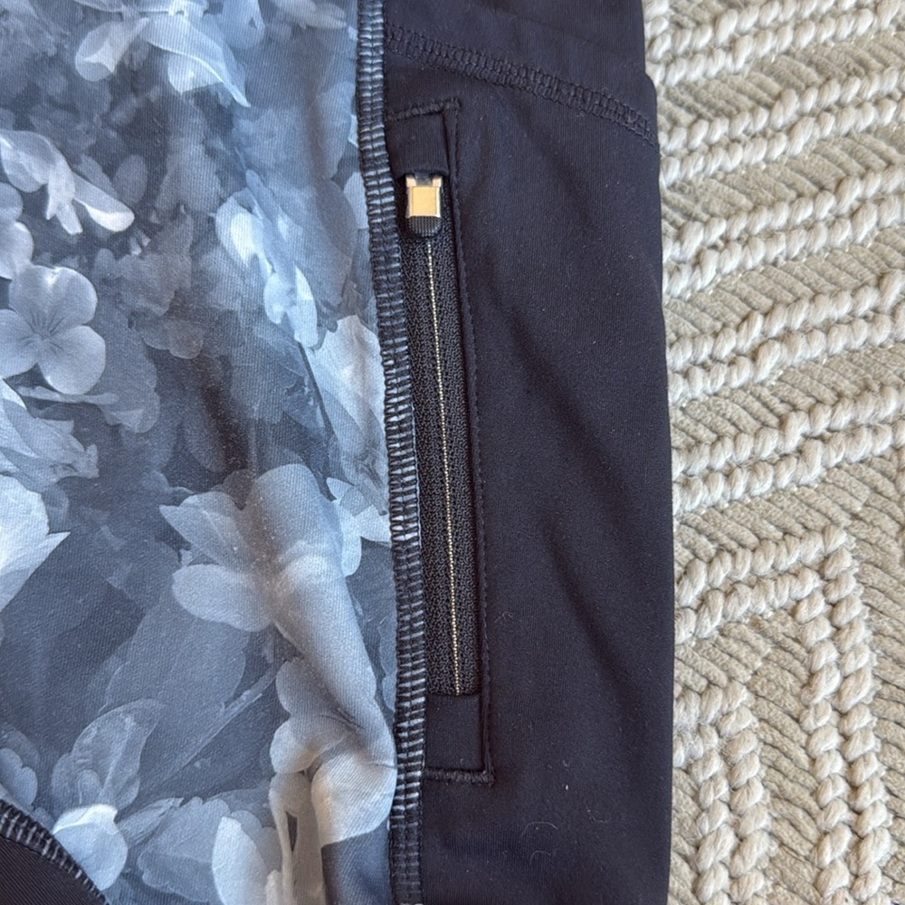 Athleta Black and Gray Floral Pattern Leggings - Picture 3 of 4